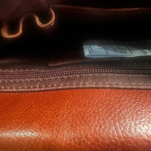 NWT Ashwood Brown Leather Crossbody Bag - Picture 11 of 12